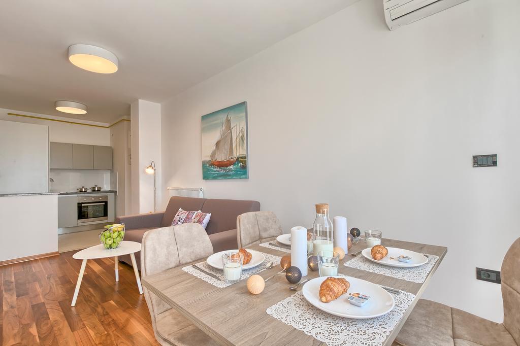 Adriatic Apartments Fažana Екстериор снимка