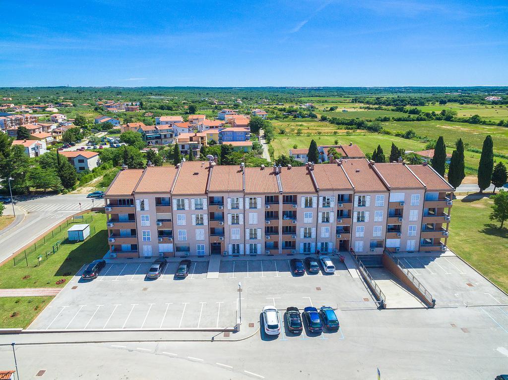 Adriatic Apartments Fažana Екстериор снимка